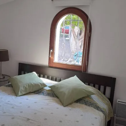 Rent this 1 bed house on La Livinière in Hérault, France