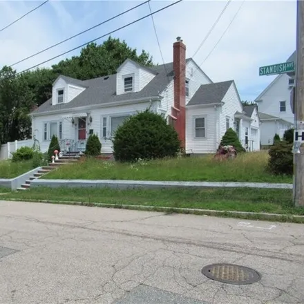 Rent this 2 bed apartment on 53 Standish Ave Unit 2 in Providence, Rhode Island