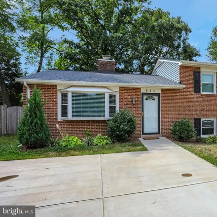 Image 2 - 938 Longfellow Court, Herndon Heights, Herndon, VA 20170, USA - House for sale