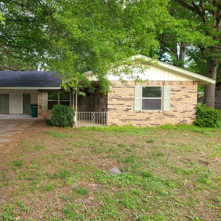 Image 2 - 601 West 11th Street, Russellville, AR 72801, USA - House for sale