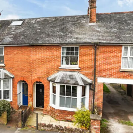 Buy this 3 bed townhouse on Cossack Lane in Winchester, SO23 8DQ