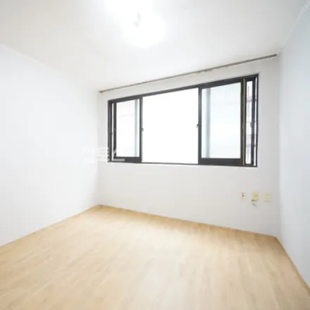 Rent this 2 bed apartment on 서울특별시 강남구 대치동 925-17