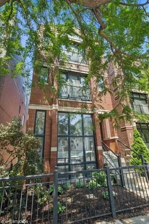 Buy this 3 bed condo on 1912 W Armitage Ave Unit 1 in Chicago, Illinois