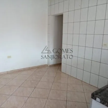 Rent this 3 bed house on Rua Presidente Afonso Pena in Parque São Vicente, Mauá - SP