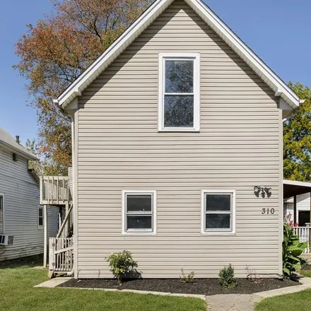 Buy this studio house on 310 West 4th Street in Anderson, IN 46016