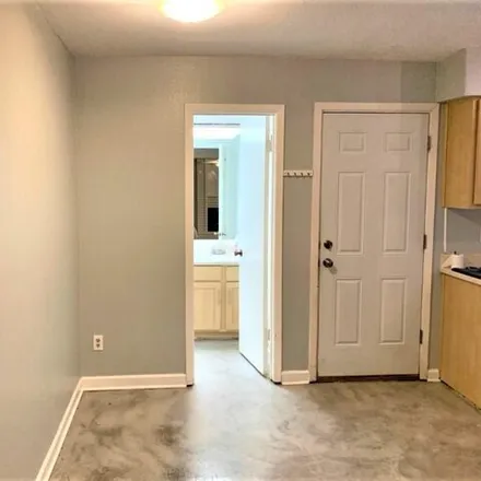 Image 6 - 1207 Clearfield Drive, Austin, TX 78758, USA - Condo for rent