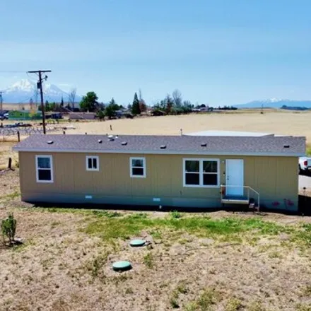 Buy this studio apartment on 10340 Swigart Road in Siskiyou County, CA 96064