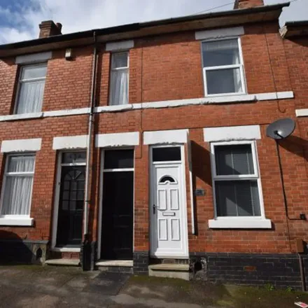 Rent this 3 bed townhouse on Cocco Salon in 1 Peel Street, Derby