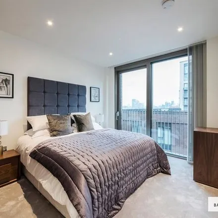 Image 2 - Capital Building, Embassy Gardens, 8 New Union Square, Nine Elms, London, SW11 7AX, United Kingdom - Apartment for rent