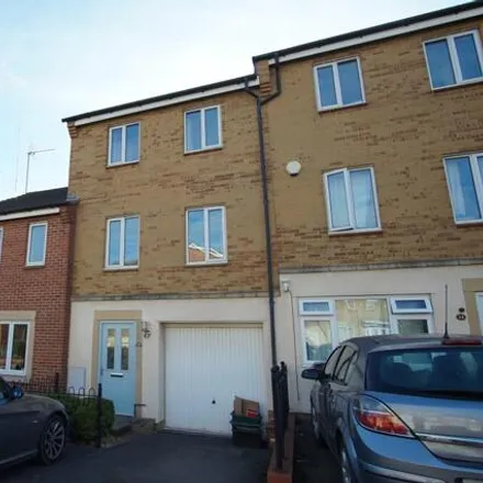 Rent this 3 bed townhouse on 34 Cropthorne Road South in Bristol, BS7 0PZ