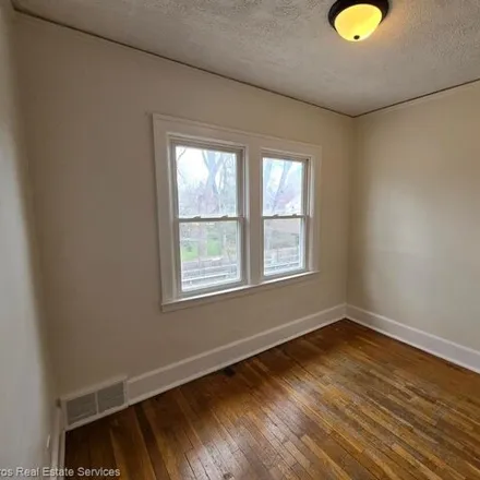 Image 6 - 814 Nottingham Road, Grosse Pointe Park, MI 48230, USA - Apartment for rent