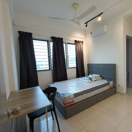 Rent this 1 bed apartment on Persiaran Setia Utama in Section U13, 40710 Shah Alam