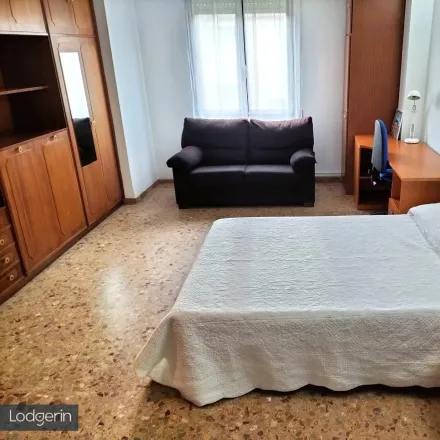 Image 1 - Carrer del Vinalopó, 11, 46021 Valencia, Spain - Room for rent