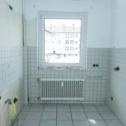Rent this 3 bed apartment on Jahnplatz in 33602 Bielefeld, Germany