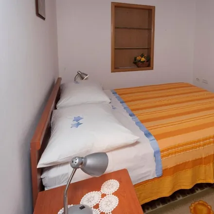 Rent this 3 bed house on 52448 Sveti Lovreč Pazenatički