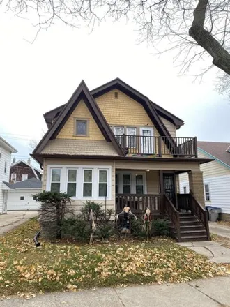 Buy this studio house on 2332 North 54th Street in Milwaukee, WI 53210