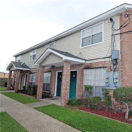 Buy this 8 bed townhouse on 4045 Idaho Avenue in Kenner, LA 70065