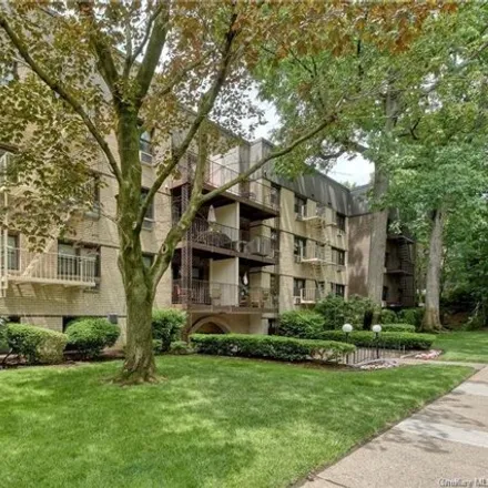 Buy this studio apartment on 2241 Palmer Avenue in Sun Haven, City of New Rochelle