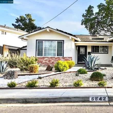 Buy this 3 bed house on 6854 Waverly Road in Martinez, CA 94553