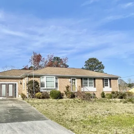 Buy this 3 bed house on 428 Maplehurst Drive in Plum Point Estates, Onslow County