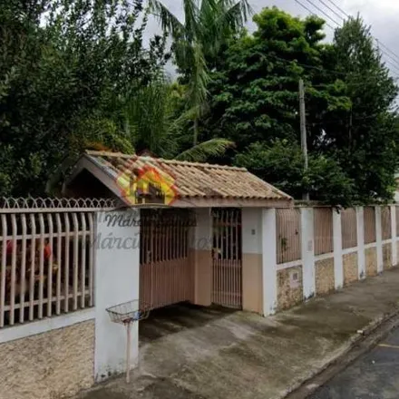 Buy this 2 bed house on Assembléia de Deus in Avenida Oswaldo Barbosa Guisard, Jardim Gurilândia