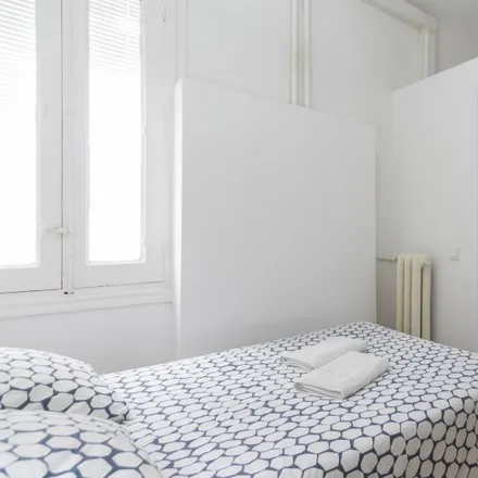 Rent this studio apartment on Argüelles in Calle de Guzmán el Bueno, 28015 Madrid