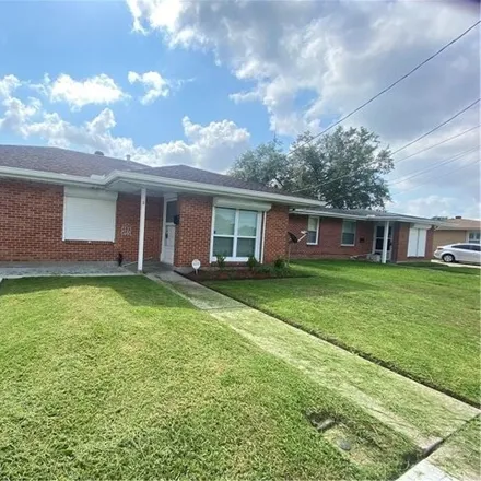 Rent this 3 bed house on 2 Gretna Boulevard in Gretna, LA 70053