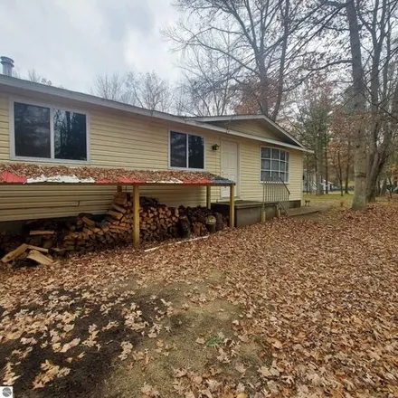 Image 4 - 1130 Beaver St, Oscoda, Michigan, 48750 - House for sale