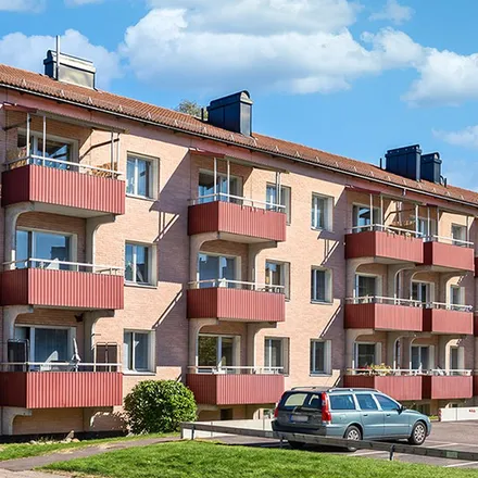 Rent this 2 bed apartment on Ulvsbygatan 32 in 654 64 Karlstad, Sweden