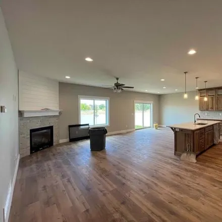 Image 5 - Silvermaple, Ammon, ID 83401, USA - House for sale