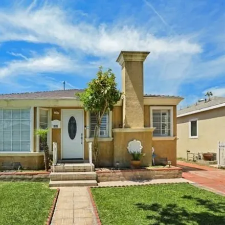 Buy this 3 bed house on Tweedy Mile Business District in 10299 Virginia Avenue, South Gate