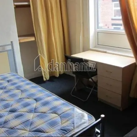 Image 2 - Burley Lodge Road, Leeds, LS6 1QF, United Kingdom - Apartment for rent