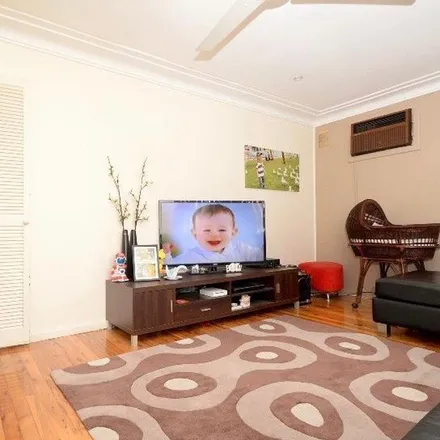 Image 9 - Dartford Street, Mount Pritchard NSW 2170, Australia - Apartment for rent