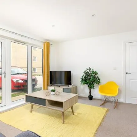 Image 6 - Sam Centre, Ware Road, Hertford, SG13 7AR, United Kingdom - Apartment for rent