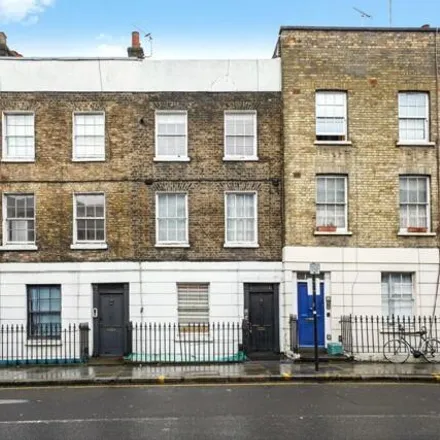Buy this studio apartment on 87 Caledonian Road in London, N1 9DN