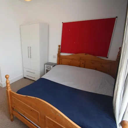 Rent this 5 bed duplex on Jessie Road in Portsmouth, PO4 0EJ