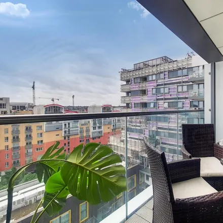 Image 2 - Bessemer Place, London, SE10 0ND, United Kingdom - Apartment for rent