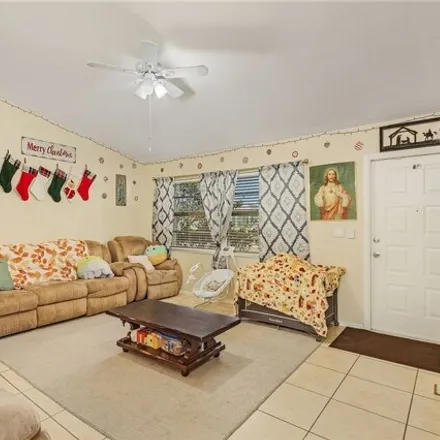 Image 6 - 1418 Southwest 11th Street, Cape Coral, FL 33991, USA - House for sale