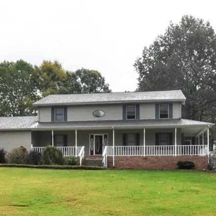 Buy this 4 bed house on 186 Pinebrook Drive in McCracken County, KY 42001