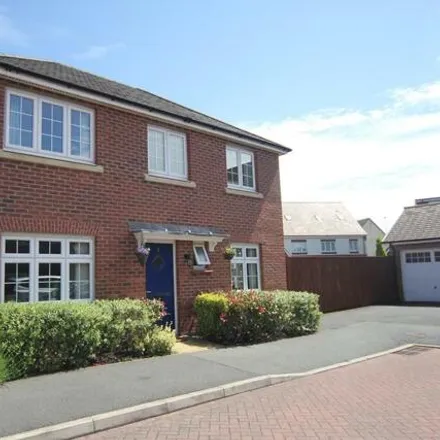 Image 1 - Ipswich Close, Liverpool, L19 2HP, United Kingdom - House for rent