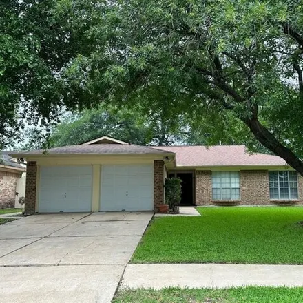 Buy this 3 bed house on 889 Seacliff Drive in Houston, TX 77062