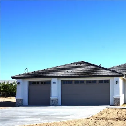 Image 3 - 18810 Hinton Street, Hesperia, CA 92345, USA - House for sale