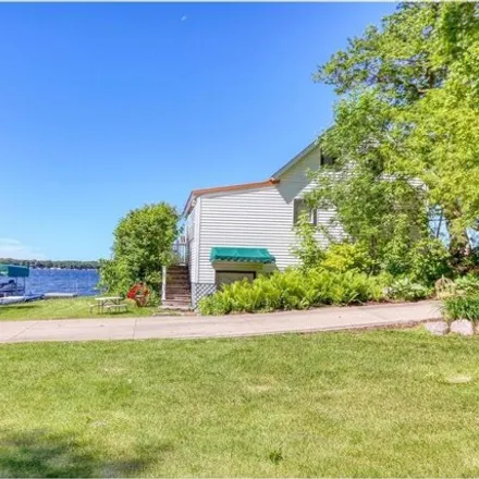 Image 2 - 1808 East Shore Drive, Detroit Lakes, MN 56501, USA - House for sale