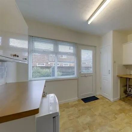 Image 4 - H D Tribe, Broadwater Road, Worthing, BN14 8HY, United Kingdom - Apartment for sale