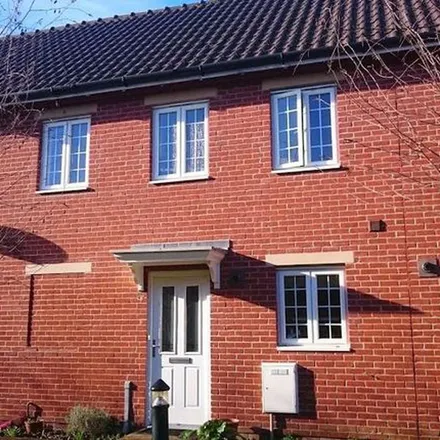 Rent this 3 bed townhouse on Old Market Hill in Sturminster Newton, DT10 1FH