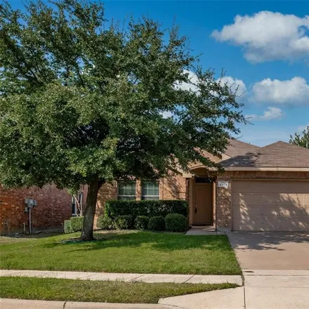 Rent this 3 bed house on 4405 Blooming Court in Fort Worth, TX 76262