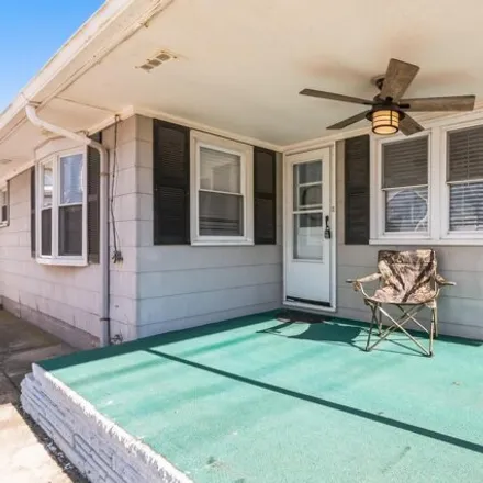 Image 7 - 1668 Ocean Avenue, North Wildwood, Cape May County, NJ 08260, USA - House for sale