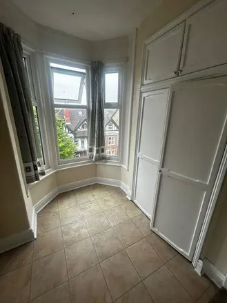 Image 6 - Deauville, Spa Road, Llandrindod Wells, LD1 5EQ, United Kingdom - Apartment for rent