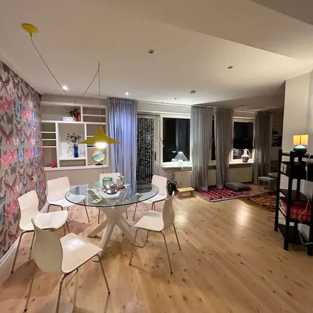 Rent this 2 bed apartment on Katholische Kindertagesstätte Sankt Theresien in Wohlers Allee 40, 22767 Hamburg