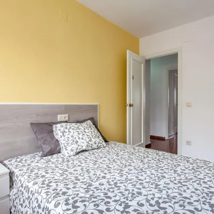 Image 3 - Carrer d'Alboraia, 26, 46010 Valencia, Spain - Apartment for rent